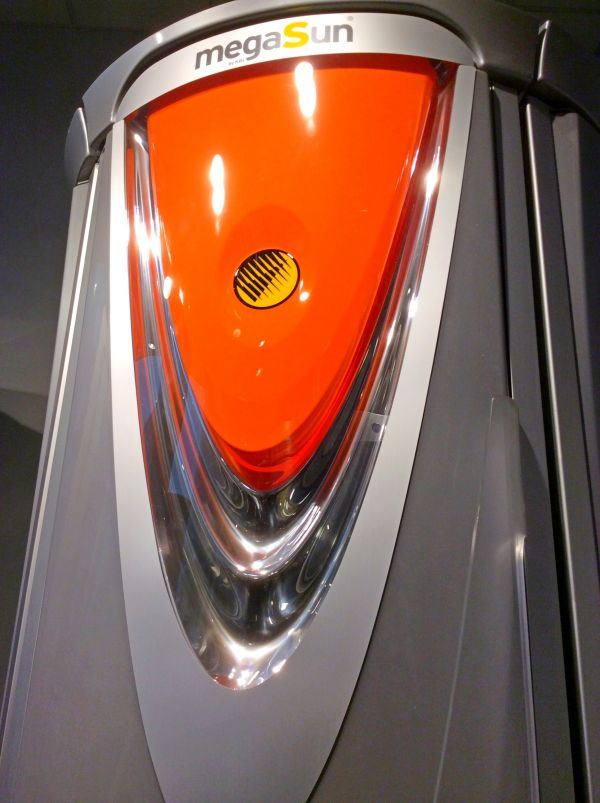 Вертикальный солярий MegaSun T200